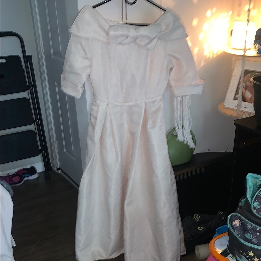STYLEWE Ivory Off-Shoulder Dress with Bow Detail